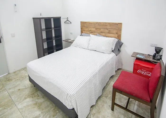 Oyo Plaza Torres, 4*