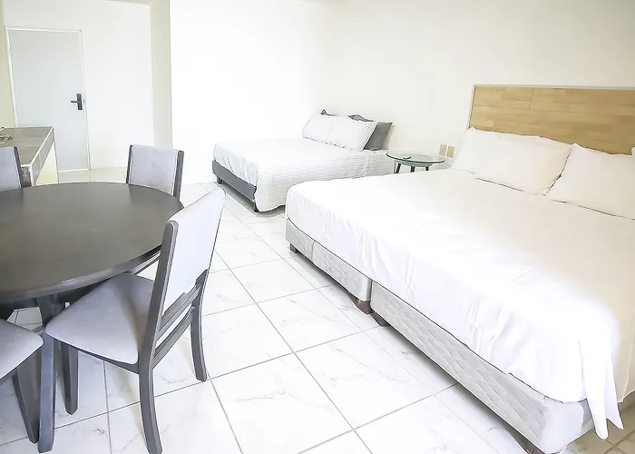 Oyo Plaza Torres, Hotel 4*