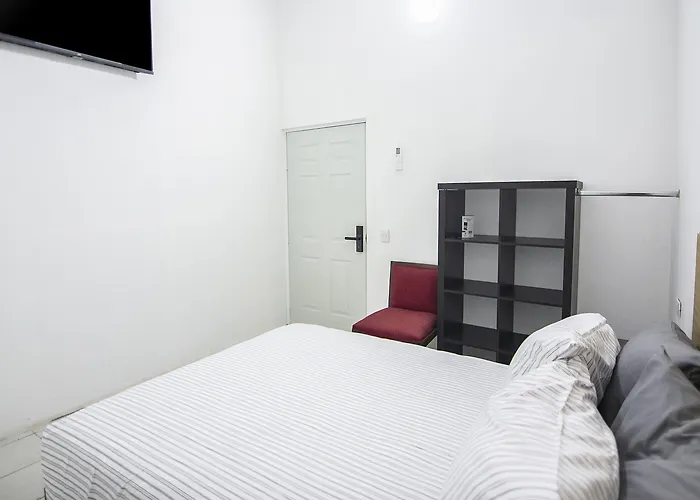 Oyo Plaza Torres, 4*